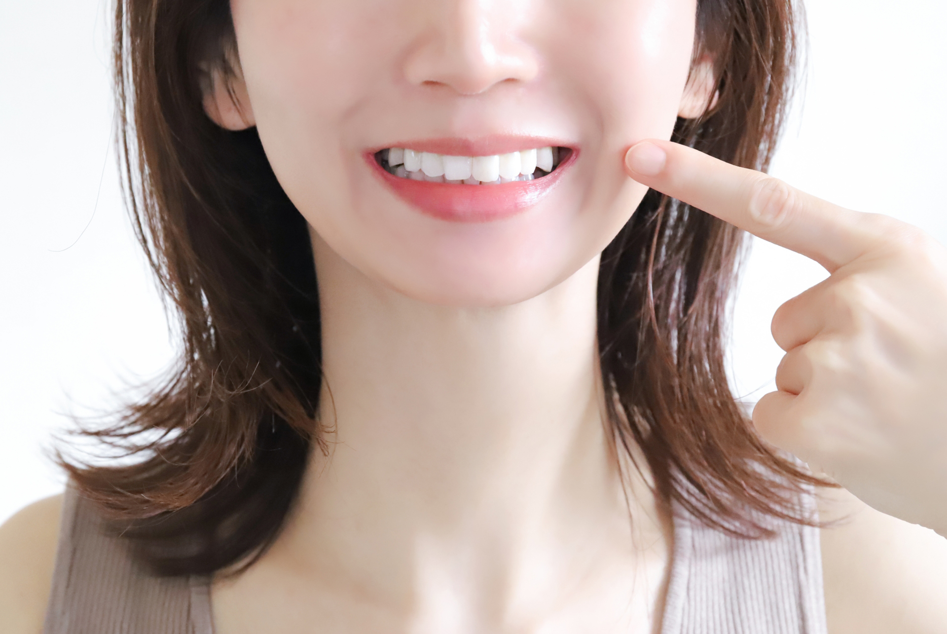 横浜の矯正歯科が解説。神奈川県初導入のトランセントホワイトニングは何がすごい？
